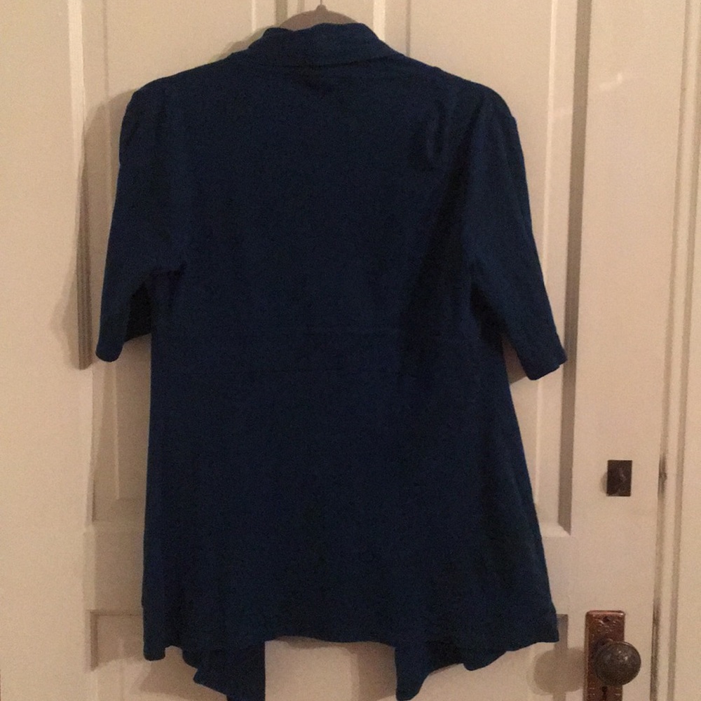 Express open front shirt - Picture 2 of 4